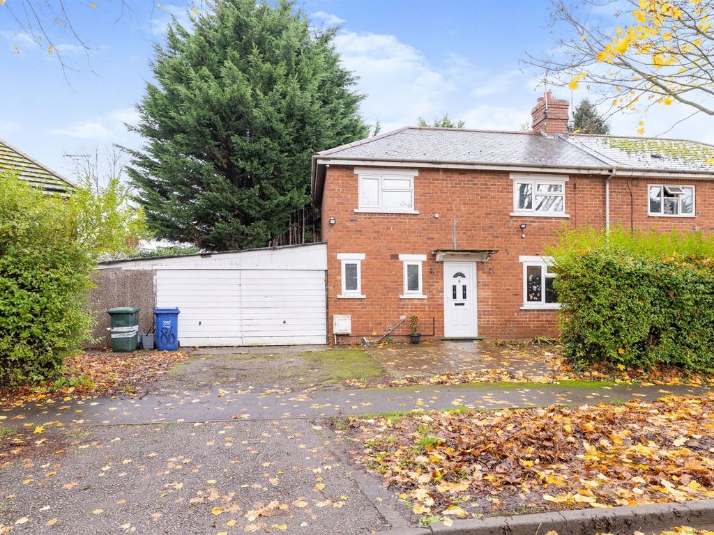 3 bed semidetached house for sale in Cromwell Road, Banbury OX16 Zoopla
