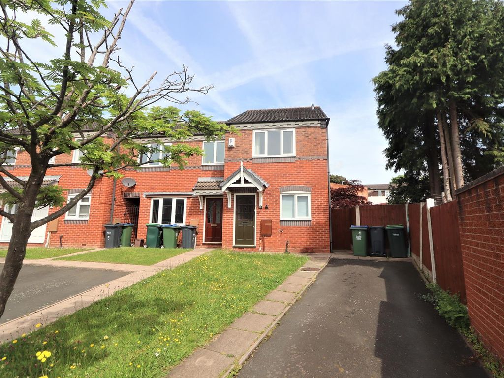 2 bed end terrace house to rent in Mistletoe Drive, Walsall WS5, £850