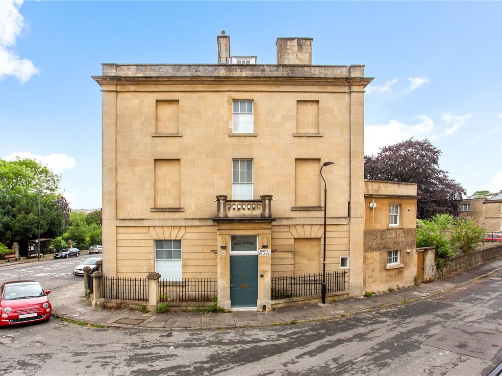 5 bed end terrace house for sale in Raby Place, Bathwick, Bath