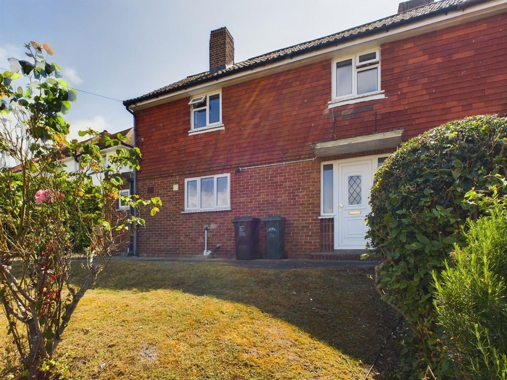 3 bed semidetached house for sale in Hornby Road, Brighton BN2, £