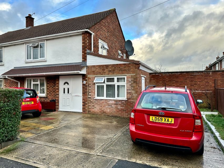 Laxton Road, Cheltenham GL51  