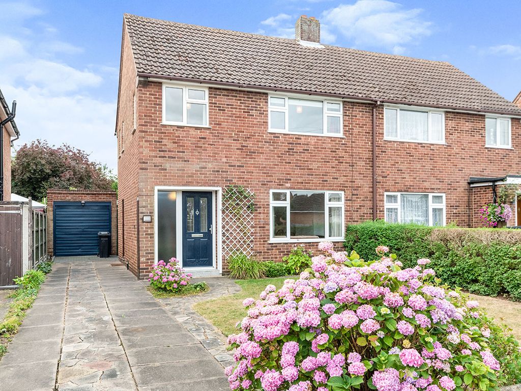 Aspen Avenue, Bedford, Bedfordshire MK41  