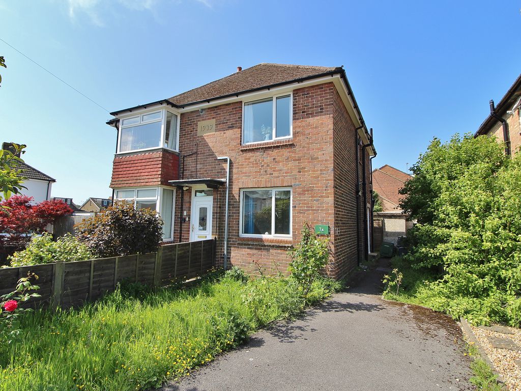 2 bed flat for sale in Alsford Road, Purbrook, Waterlooville PO7, £