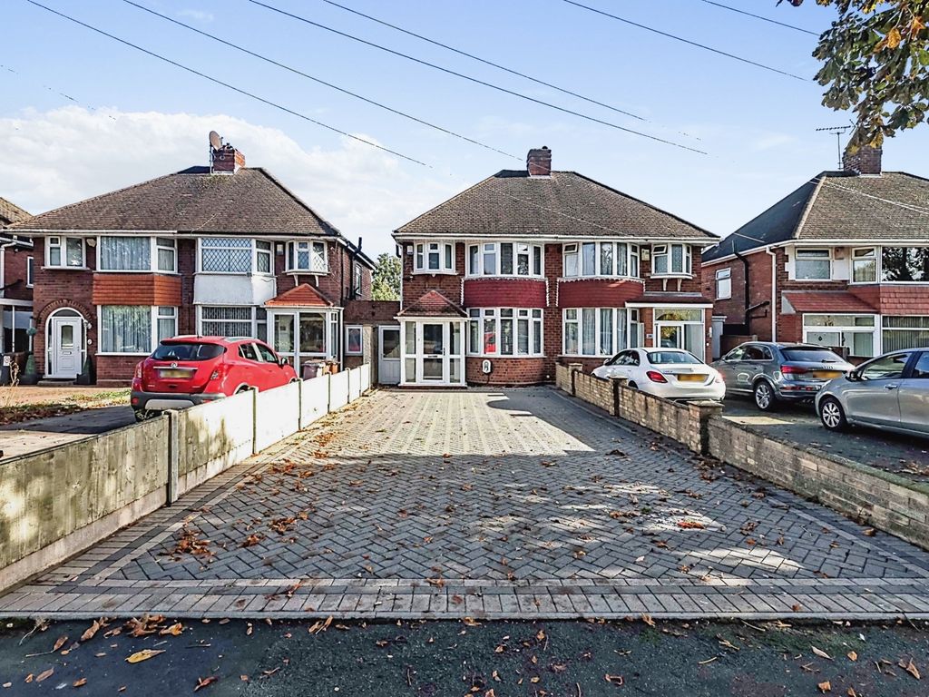 3 bed semidetached house for sale in Melton Avenue, Solihull B92 Zoopla