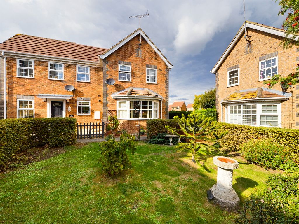 Brambling Aylesbury Buckinghamshire HP19  