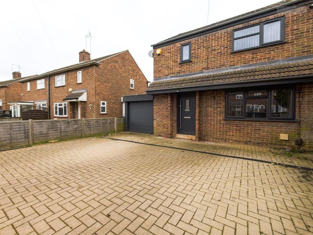 3 bed semidetached house for sale in Lilac Road, Dogsthorpe