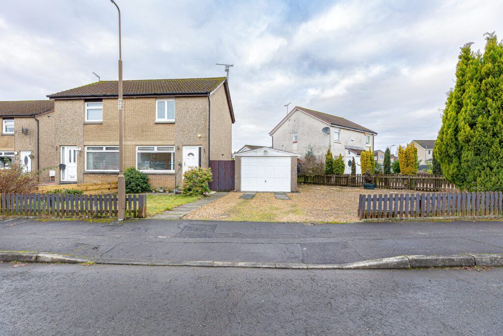 2 bed semidetached house for sale in Maurice Avenue, Stirling FK7, £