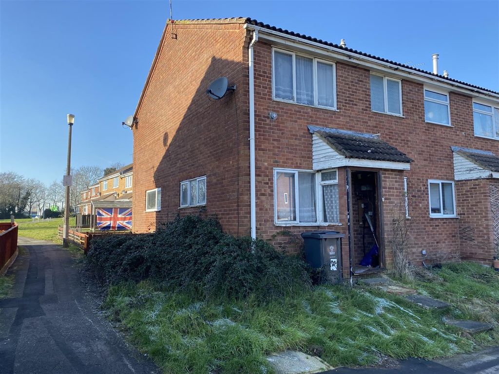 1 bed end terrace house for sale in Ravenglass Road, Westlea, Swindon