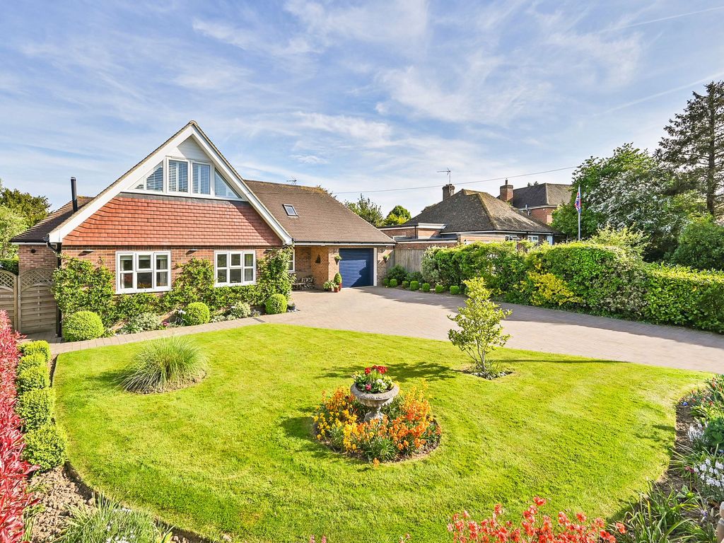 4 bed detached house for sale in Sandyhurst Lane, Ashford TN25 Zoopla