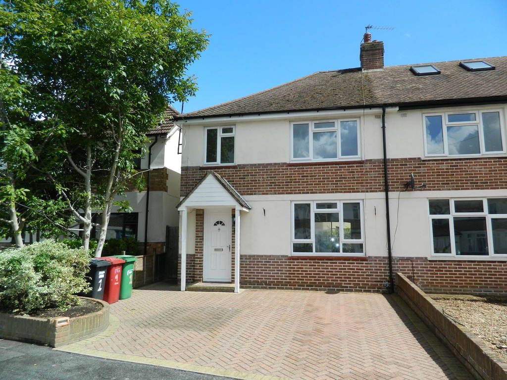 3 bed semidetached house to rent in Ennerdale Crescent, Burnham, Berkshire SL1, £1,900 pcm Zoopla