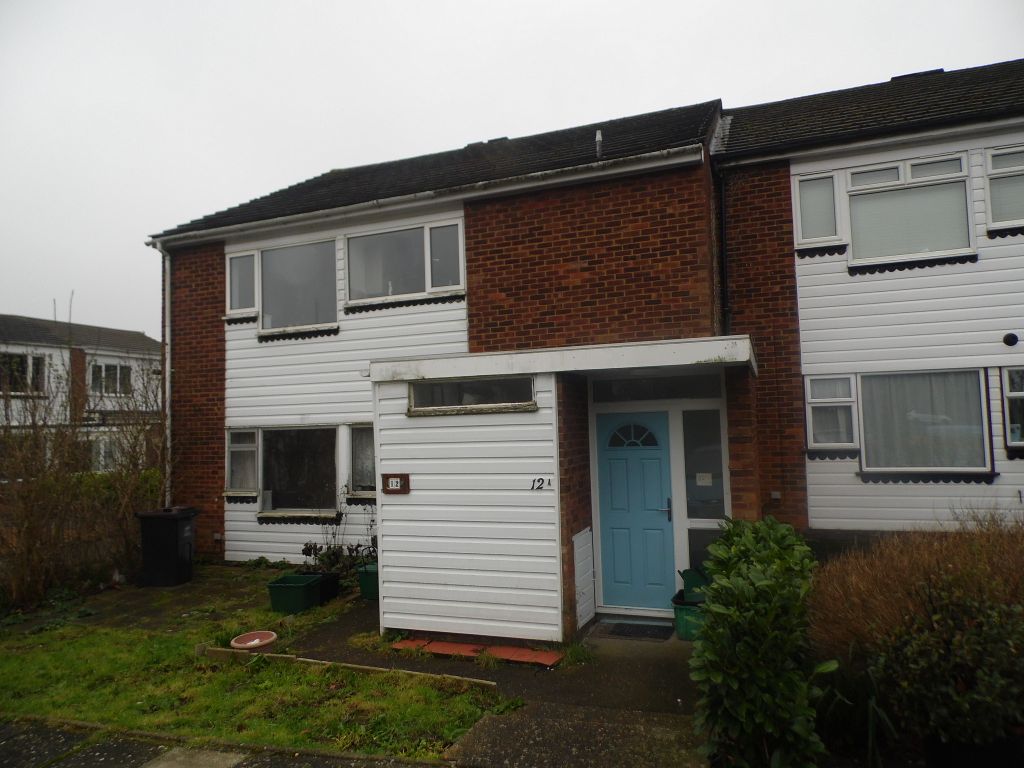 2 bed to rent in Mapleton Close, Bromley BR2, £1,800 pcm Zoopla