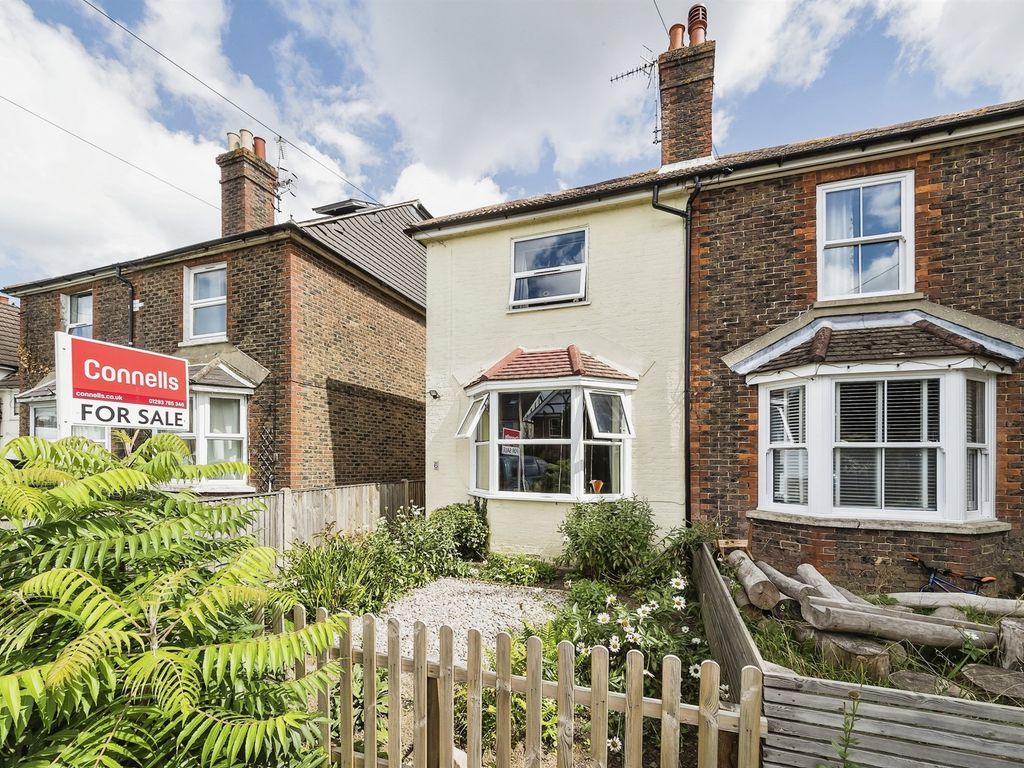 3 bed semidetached house for sale in Meath Green Lane, Horley RH6, £425,000 Zoopla