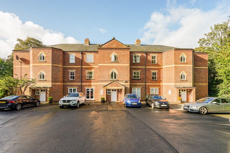 2 bed flat for sale in Woodlands Corner, Lilford Road, Blackburn BB1, £