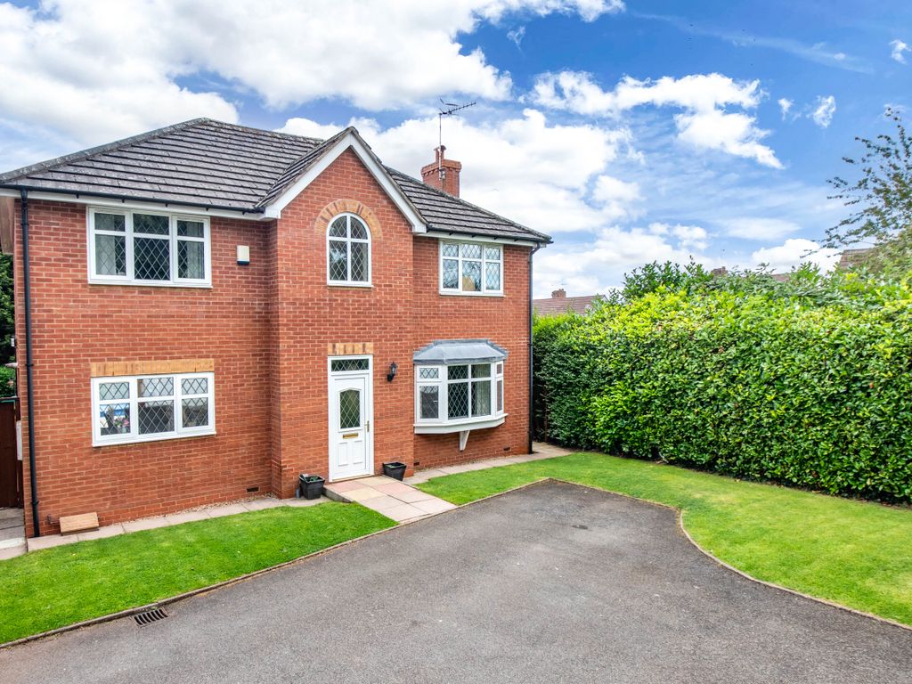 4 bed detached house for sale in Stourbridge Road, Bromsgrove