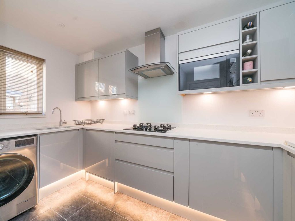 White Lion Street, Apsley HP3  