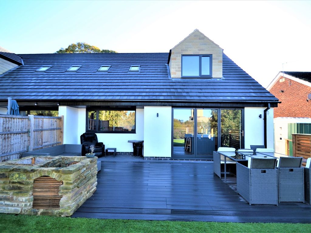 4 bed semidetached bungalow for sale in Doncaster Road, Conisbrough