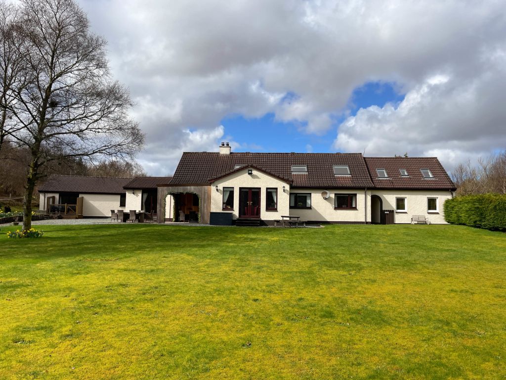 11 bed detached house for sale in Staffin Road, Portree IV51, £875,000