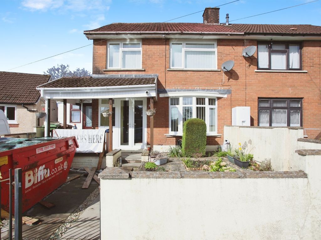 3 bed semidetached house for sale in CefnYLon, Caerphilly CF83, £