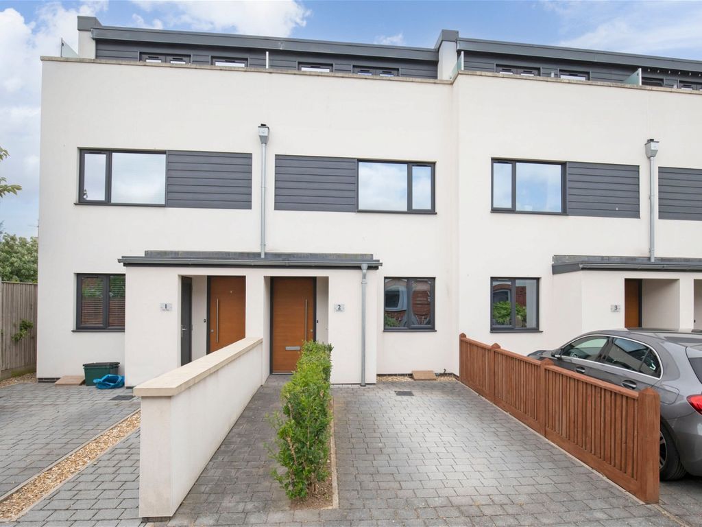 2 bed town house for sale in Grove Street, Cheltenham GL50 Zoopla