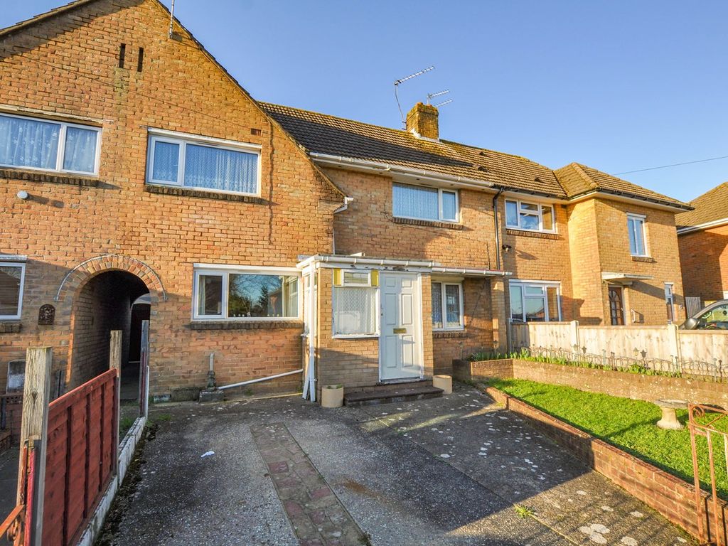 3 bed terraced house for sale in Wavell Avenue, Poole BH17, £340,000