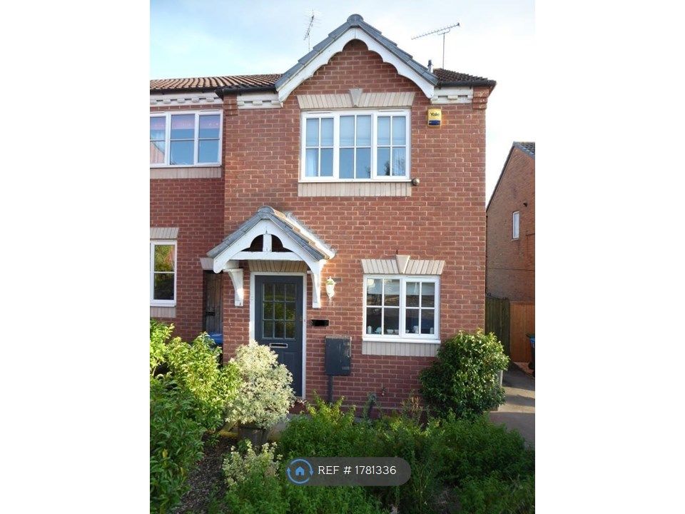 2 bed end terrace house to rent in Teddesley Way, Huntington, Cannock