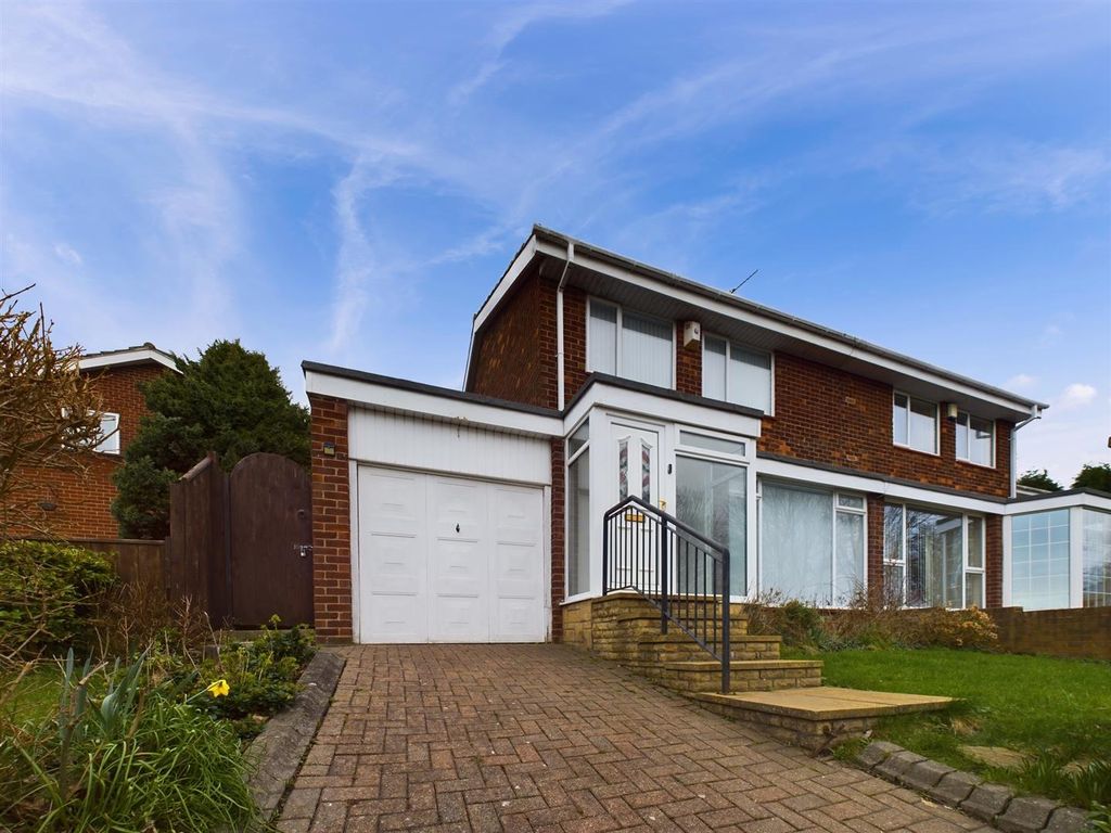 3 bed semidetached house for sale in Cheddar Gardens, Gateshead NE9, £