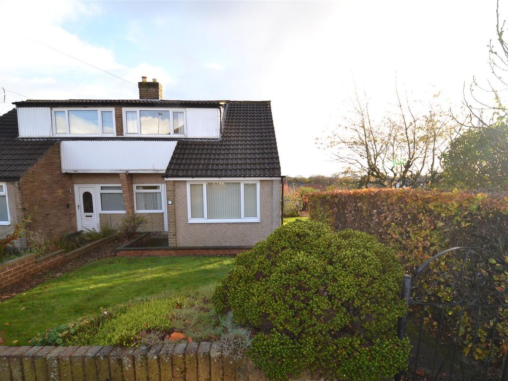 3 bed semidetached bungalow for sale in Glendale Drive, Wibsey