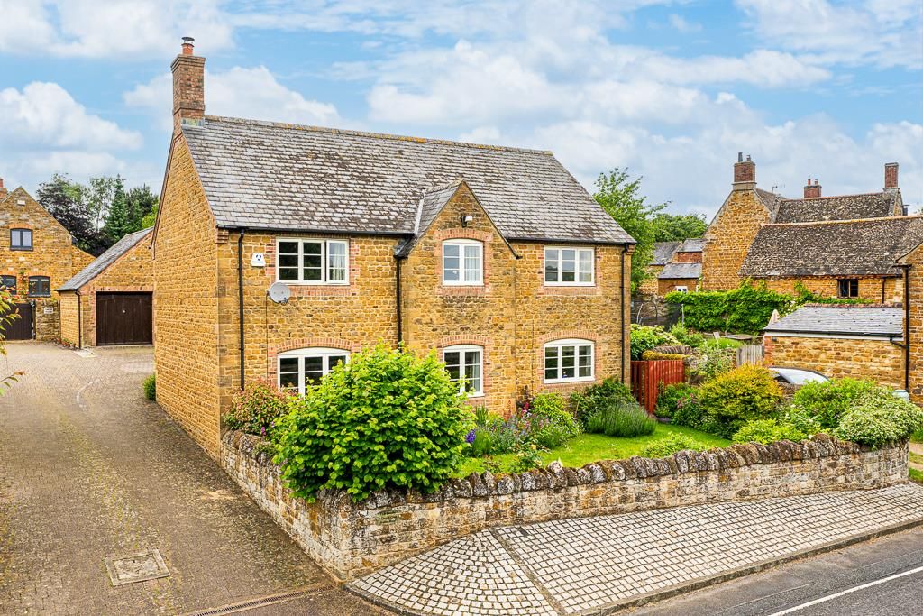 4 bed detached house for sale in Church Close, Rushton, Kettering NN14