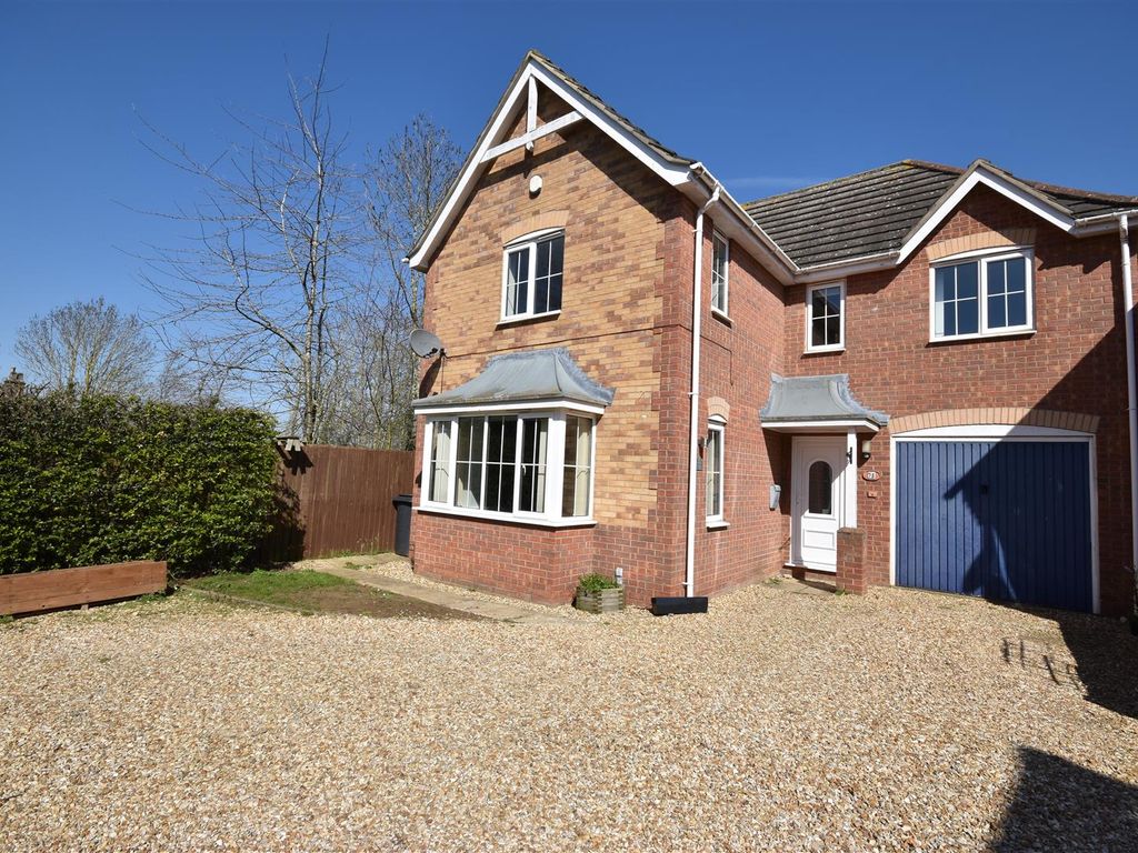 4 bed detached house for sale in Shiregate, Metheringham, Lincoln LN4