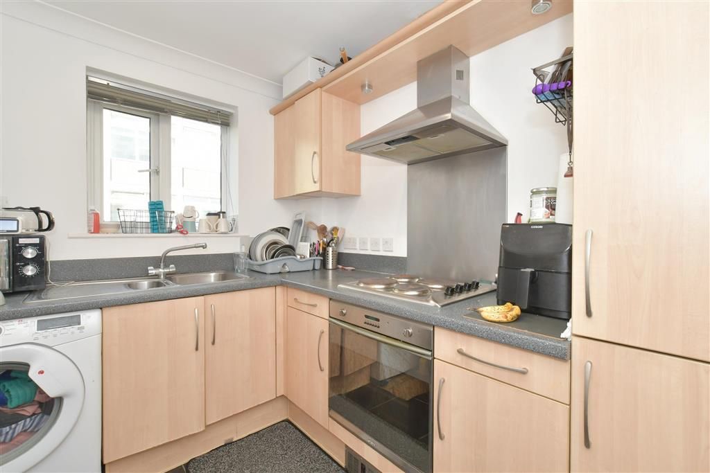 2 bed flat for sale in Vectis Way, Cosham, Portsmouth, Hampshire PO6