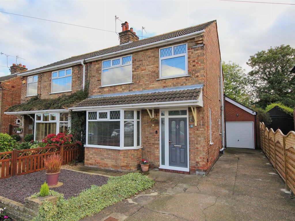 3 bed semidetached house for sale in Woodland Drive, Anlaby, Hull HU10