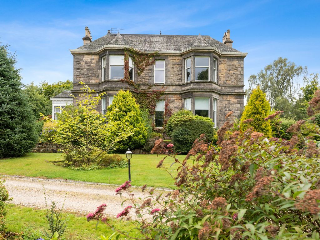 3 bed flat for sale in Ledcameroch Road, Bearsden, East Dunbartonshire