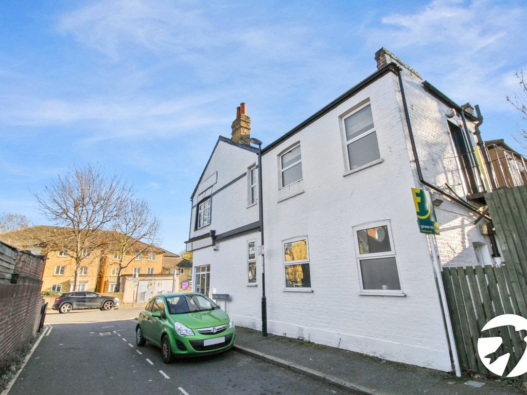 2 bed to rent in Malyons Road, London SE13 Zoopla