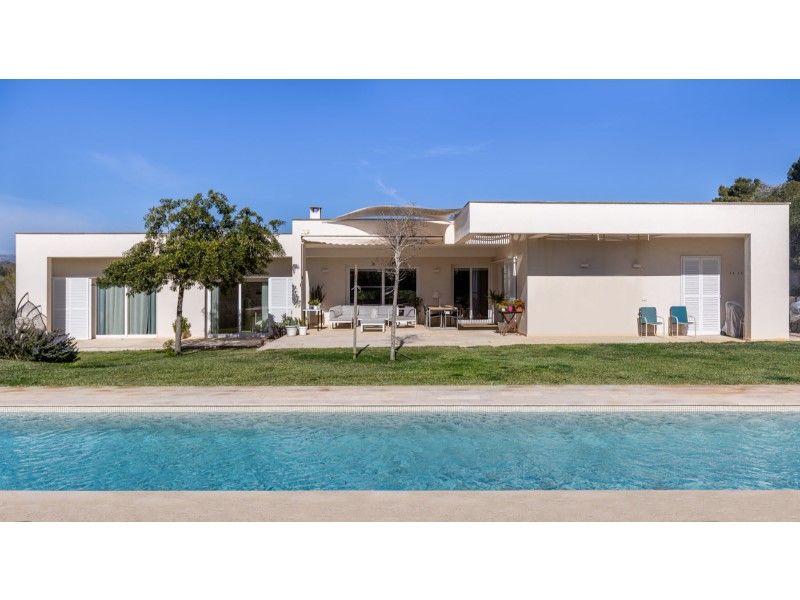 5 bed detached house for sale in Portol, Marratxí, Mallorca, £1,667,712