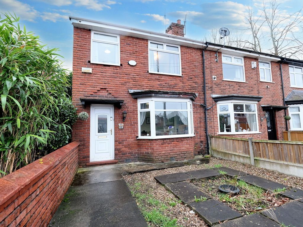 3 bed end terrace house for sale in Liverpool Road, Cadishead M44, £