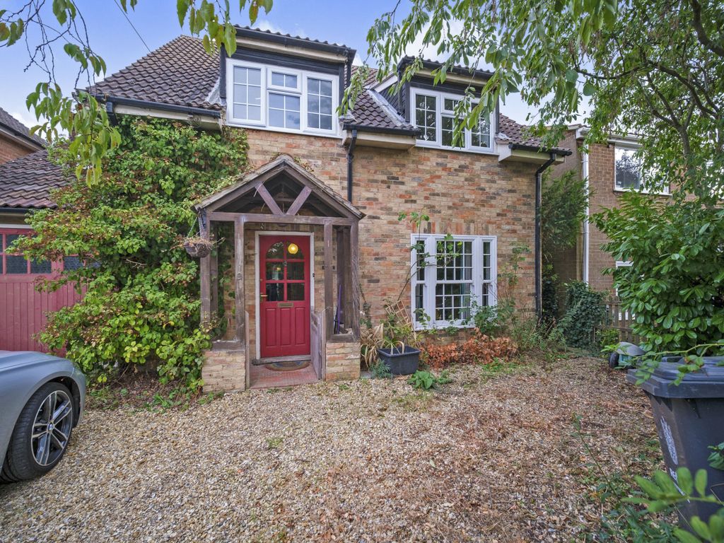 4 bed detached house for sale in Garden Fields, Little Shelford