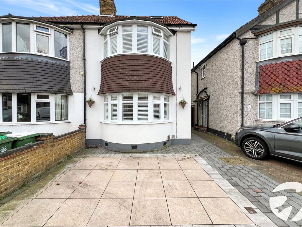 4 bed semidetached house for sale in Lyme Road, Welling, Kent DA16, £