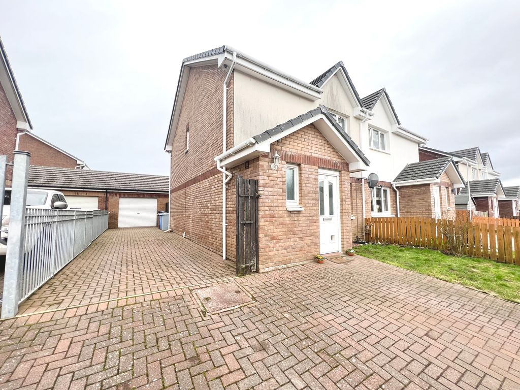 3 bed semidetached house for sale in Auldton Drive, Lesmahagow