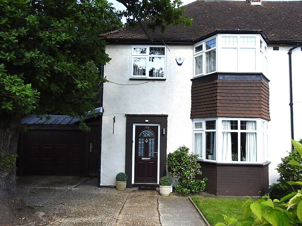 3 bed semidetached house for sale in Stoneleigh Park Road, Stoneleigh