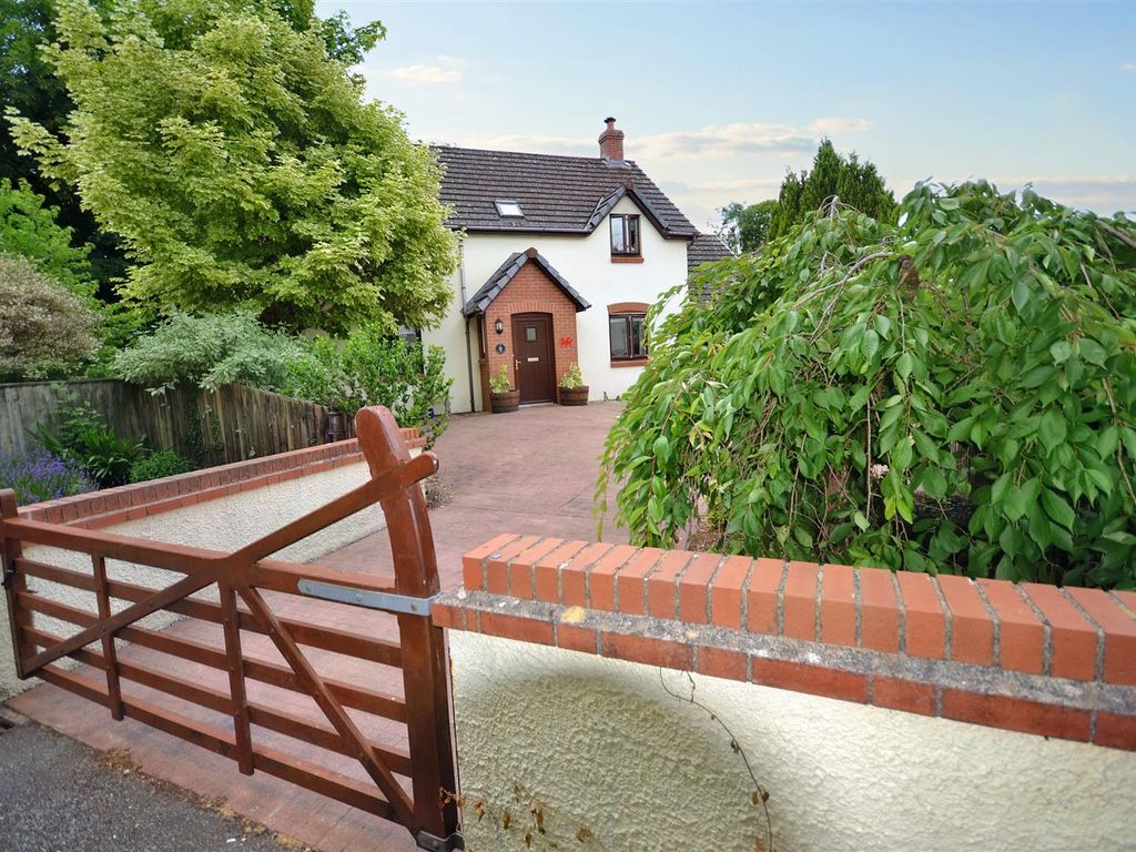 3 bed detached house for sale in Maple Court, Templeton, Narberth SA67