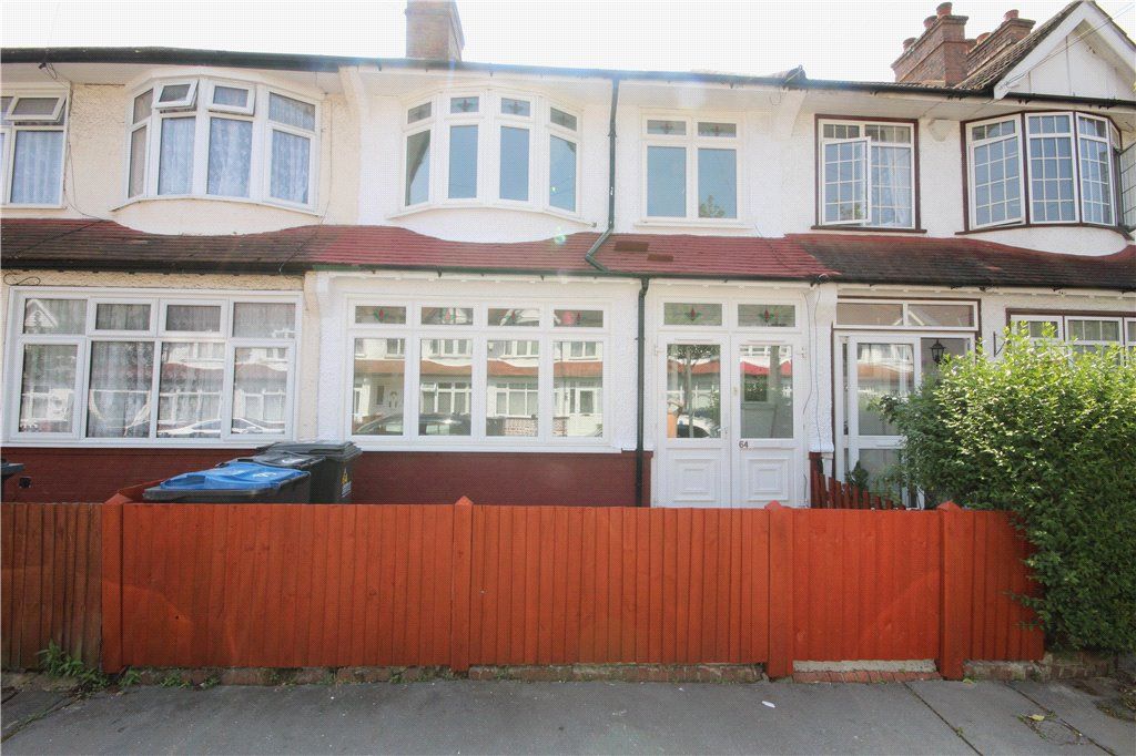 3 bed terraced house to rent in Warlingham Road, Thornton Heath CR7