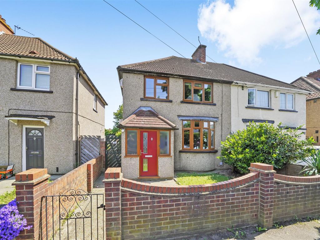 3 bed property for sale in Vernon Road, Feltham TW13 Zoopla