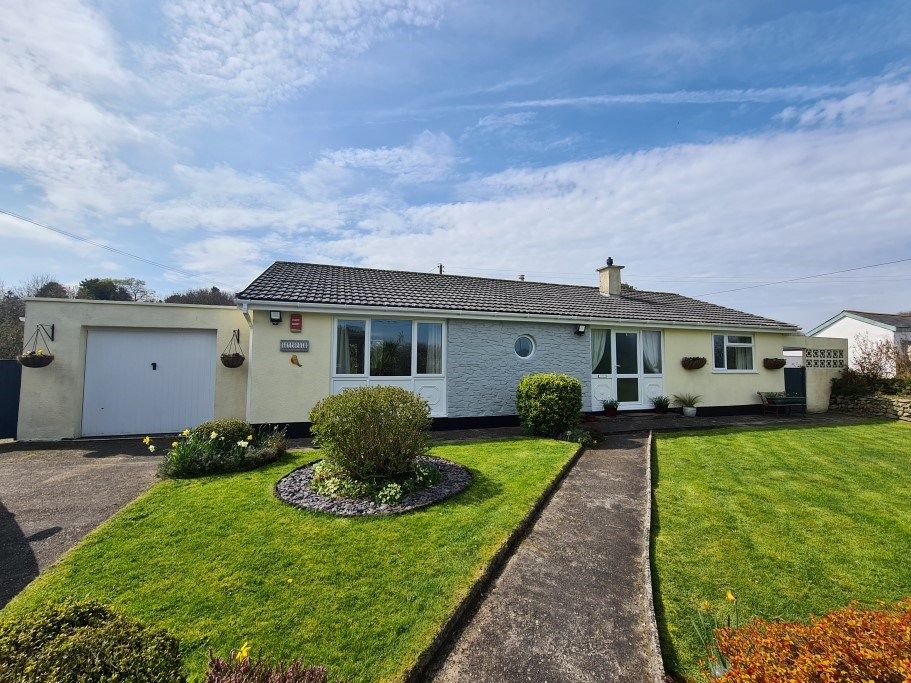 2 bed detached bungalow for sale in Busveal, Redruth TR16 Zoopla