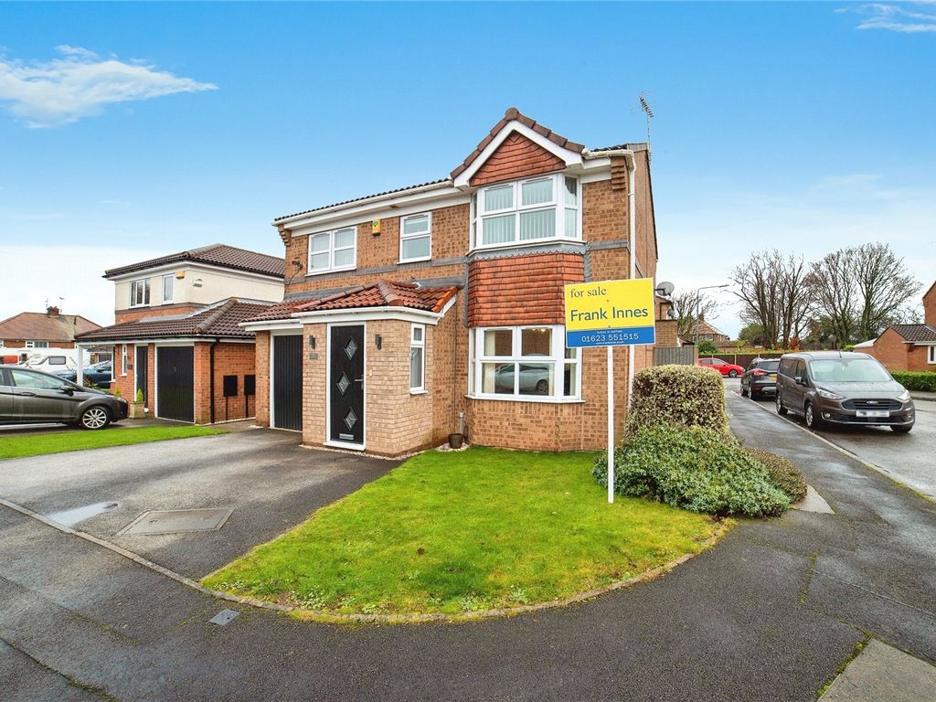 4 bed detached house for sale in Kirkland Close, SuttonInAshfield