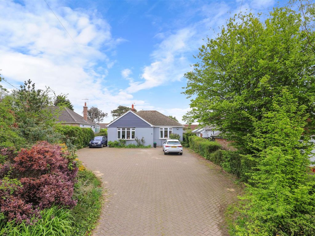 3 bed bungalow for sale in London Road, Hailsham BN27 Zoopla
