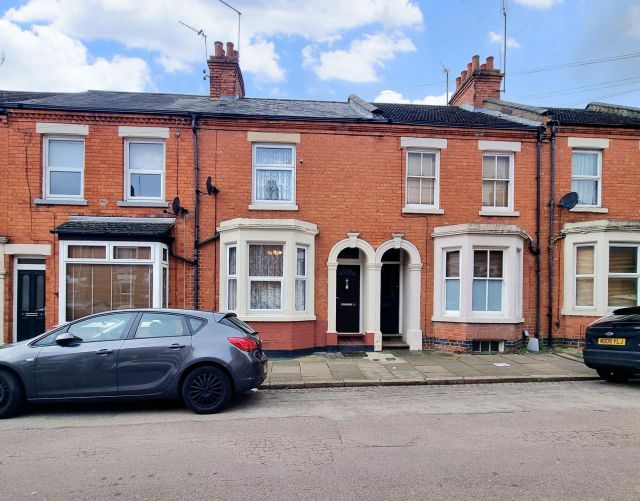 3 bed terraced house for sale in Manfield Road, Abington, Northampton