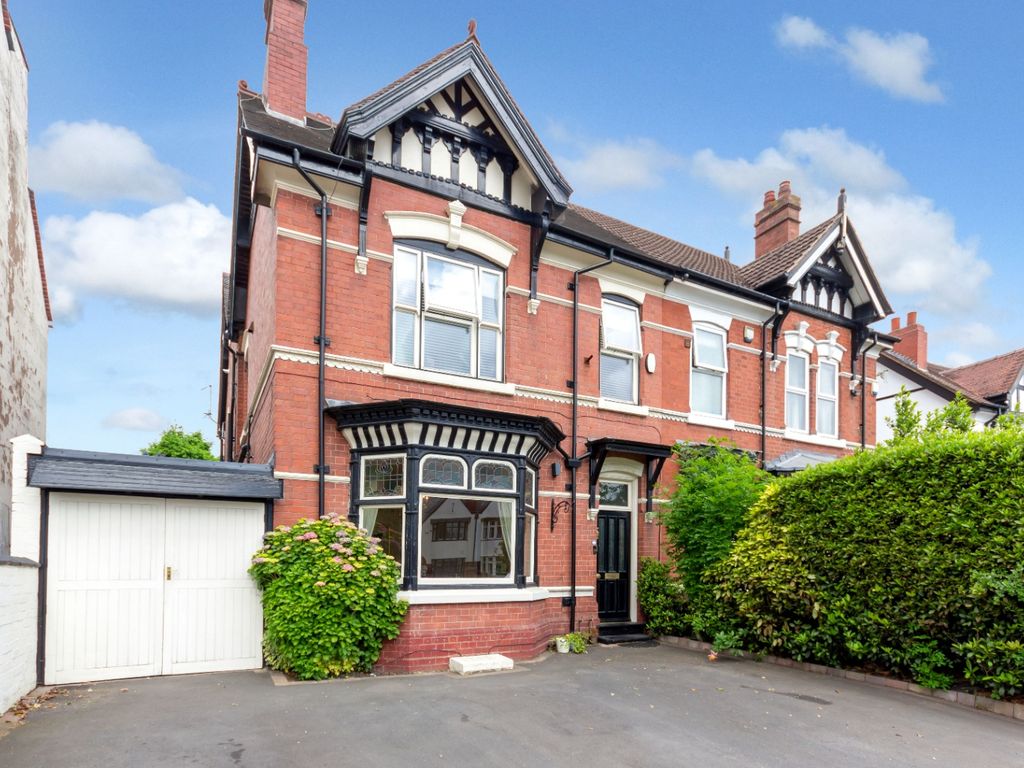 3 bed semidetached house for sale in Stourbridge Road, Dudley DY1 Zoopla