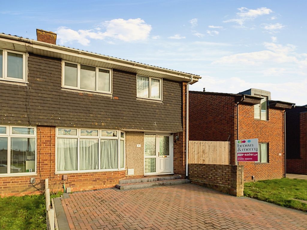 3 bed end terrace house for sale in Holland Road, Aylesbury HP19 Zoopla