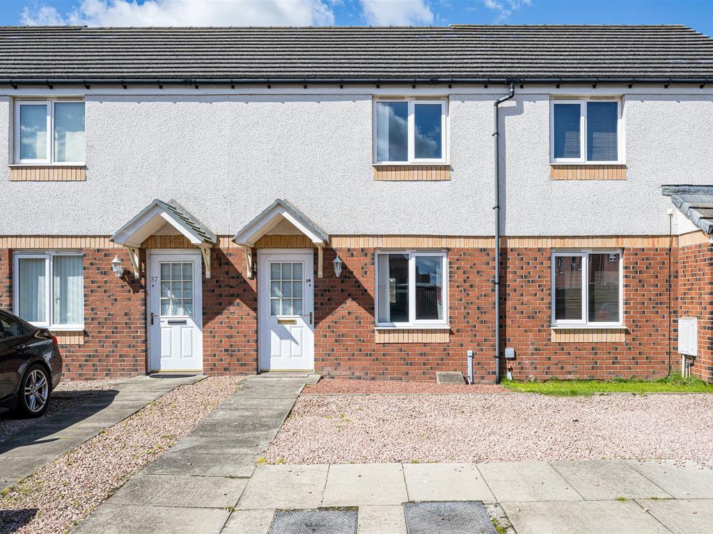 2 bed terraced house for sale in St. Michaels Yard, Dundee DD4, £