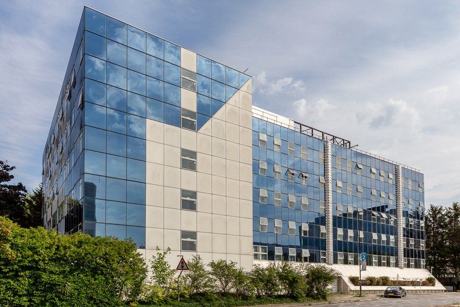 London Road, Crawley, West Sussex RH10  